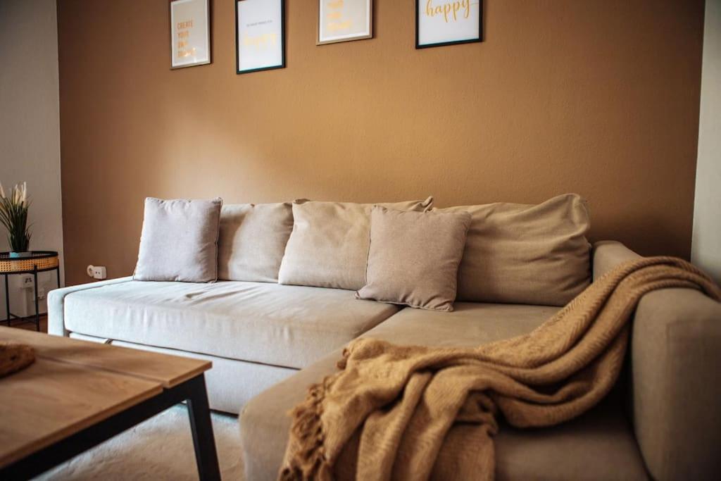 Central-Living Brown - Wifi - Netflix - 5 Pers 埃森 外观 照片